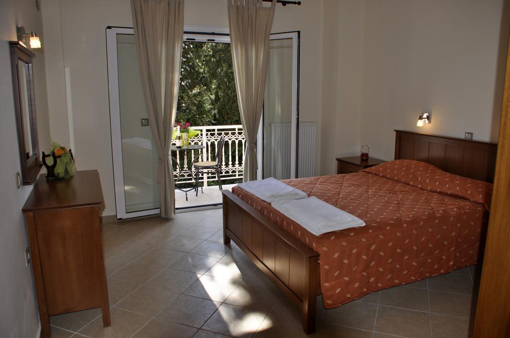 Stella'S Apartments Agios Gordios  Exterior foto
