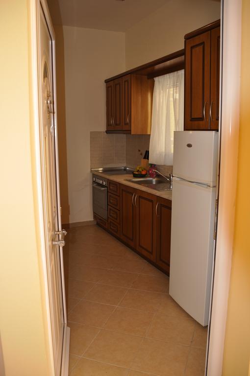 Stella'S Apartments Agios Gordios  Exterior foto